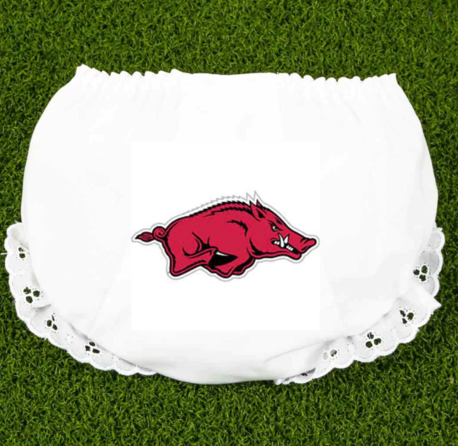 MOQ 3 pcs hogs white baby girls team bummies