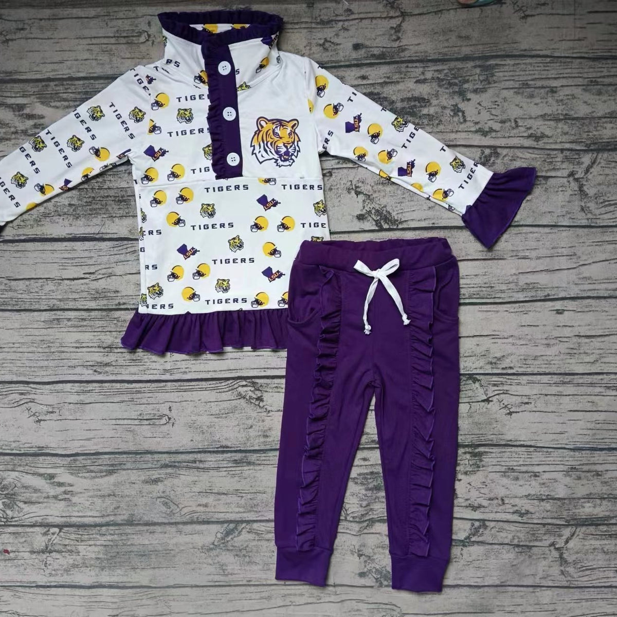 KIDS LONG SLEEVE TOP 4-10 TIGER TRAP