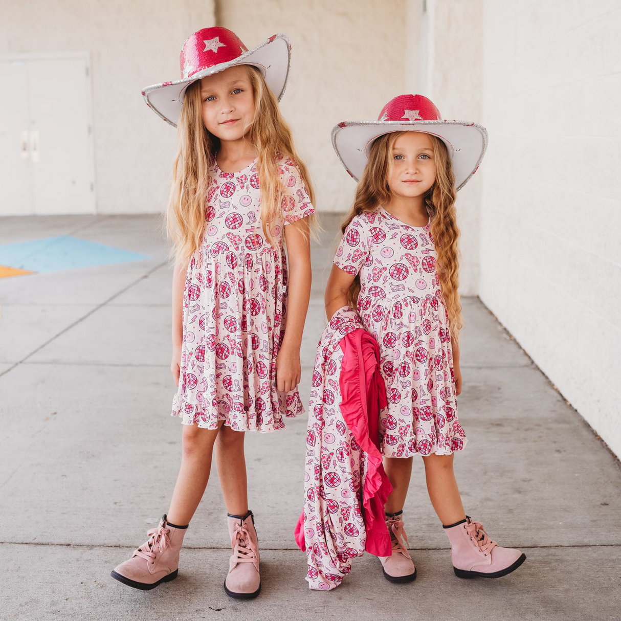 Short sleeves hat boots smile kids girls ruffle dresses