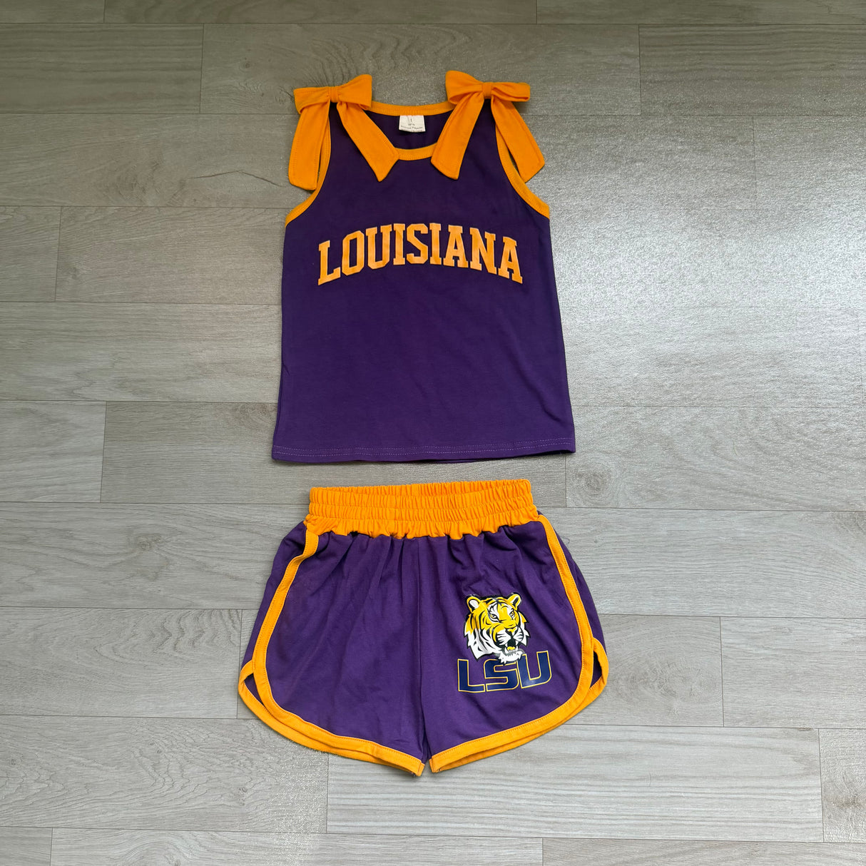Sleeveless yellow bow purple top shorts tiger team girls outfits