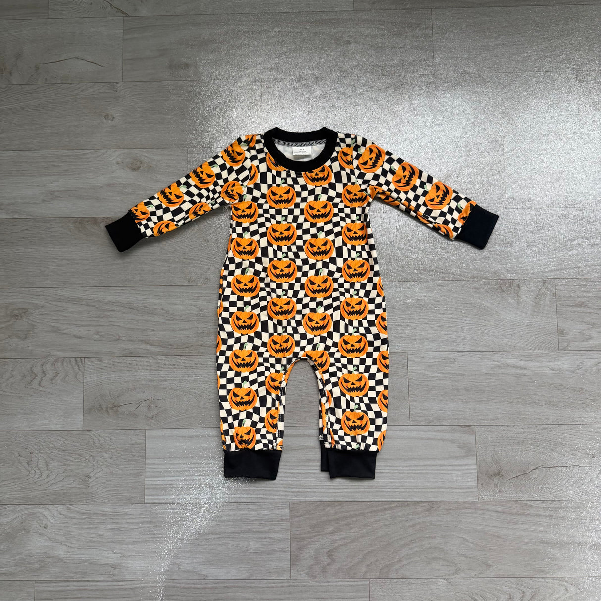 Long sleeves black plaid pumpkin boy Halloween romper
