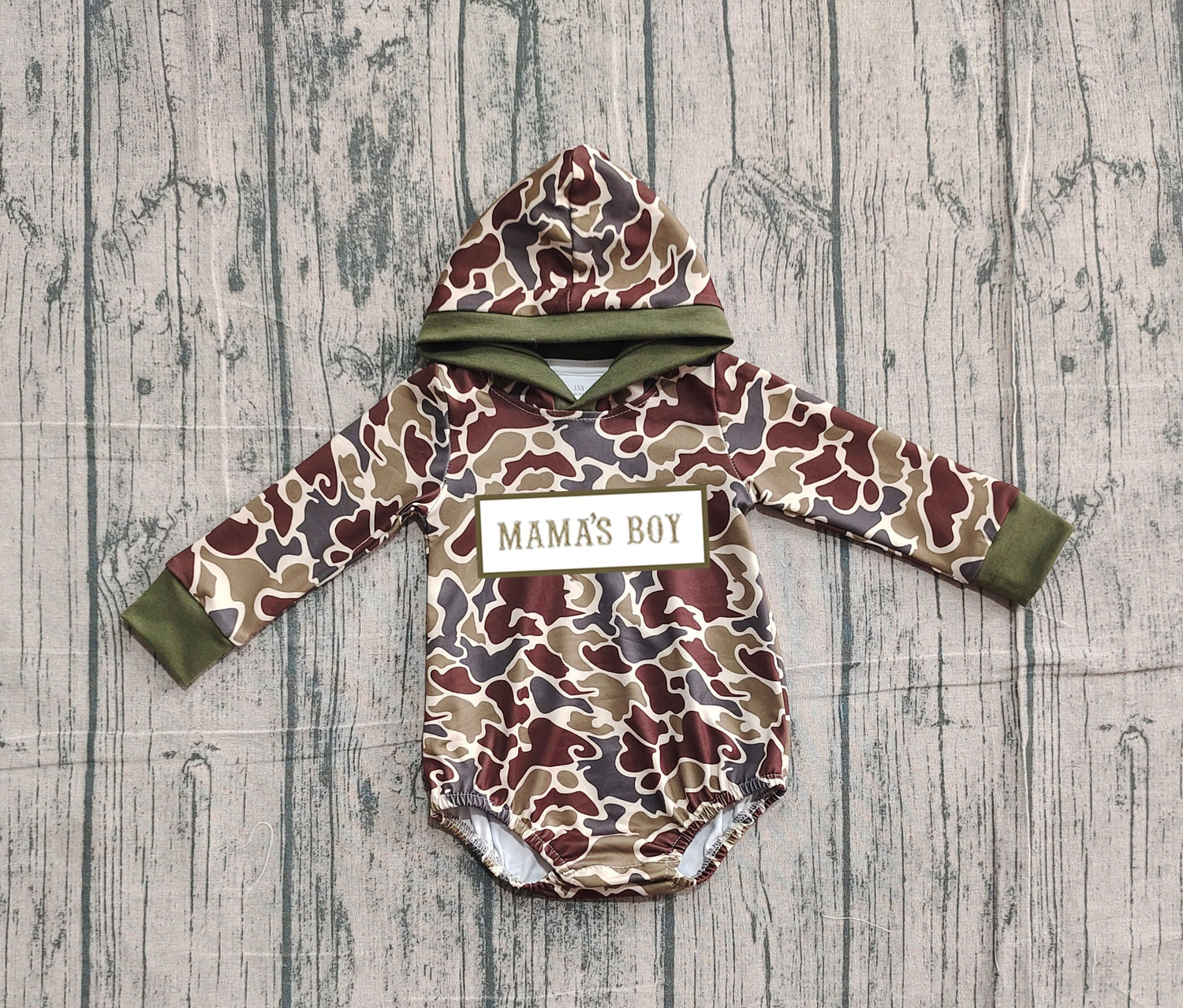 Long sleeves Mama's boy dark camo baby hoodied romper