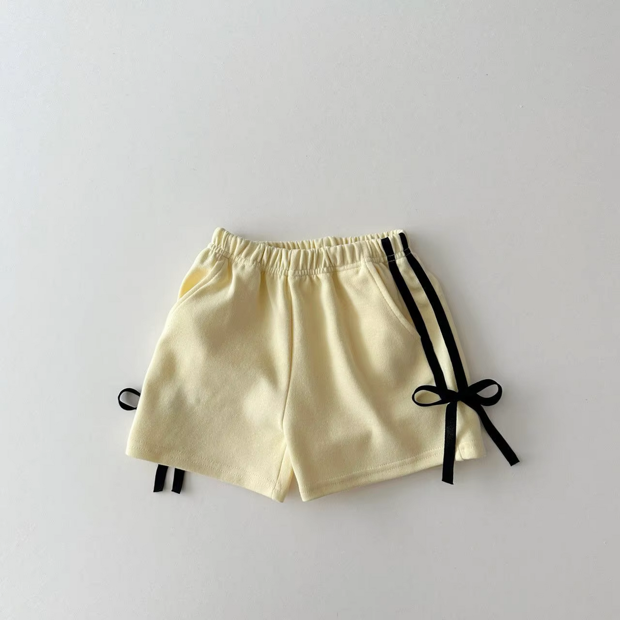 Beige black bow pocket baby girls summer shorts