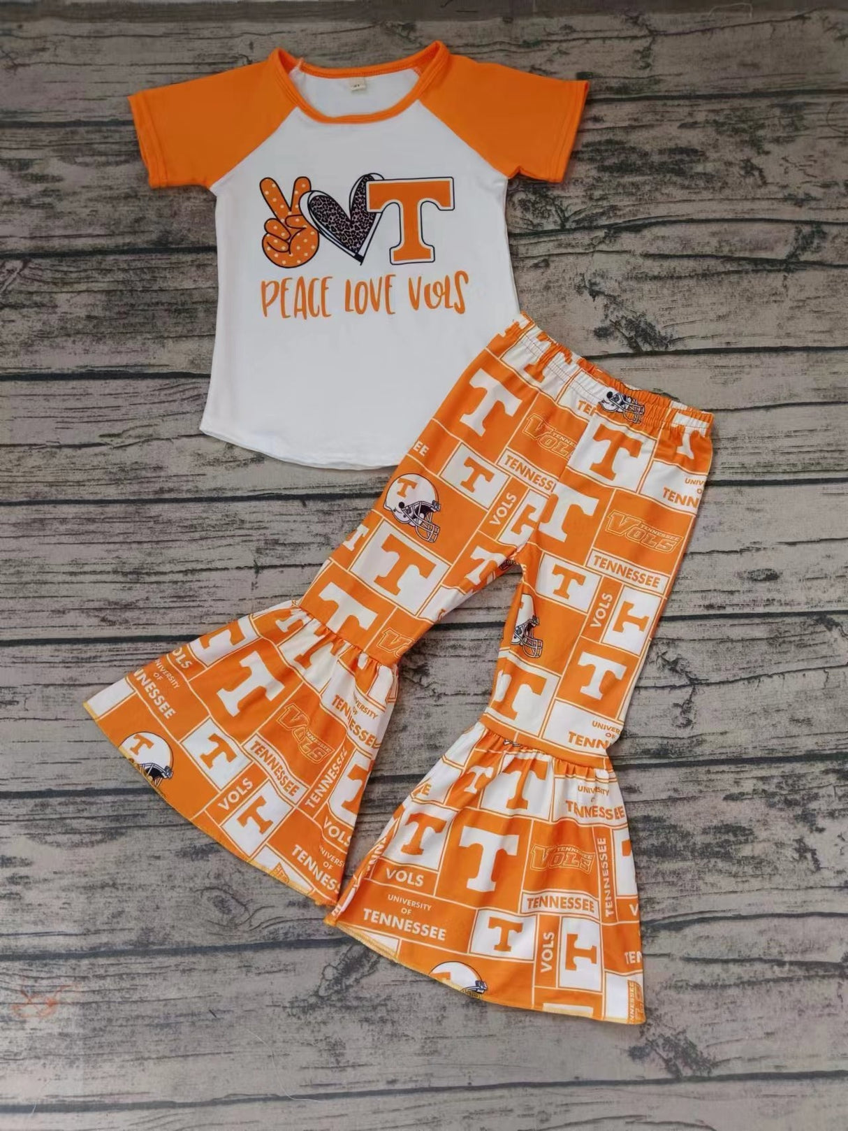 MOQ 3 pcs peace love T patchwork pants girls team clothes