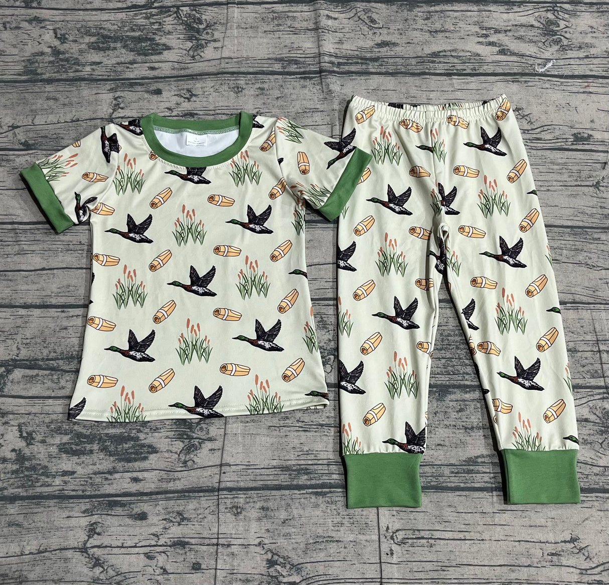 Green short sleeves duck top pants boys pajamas