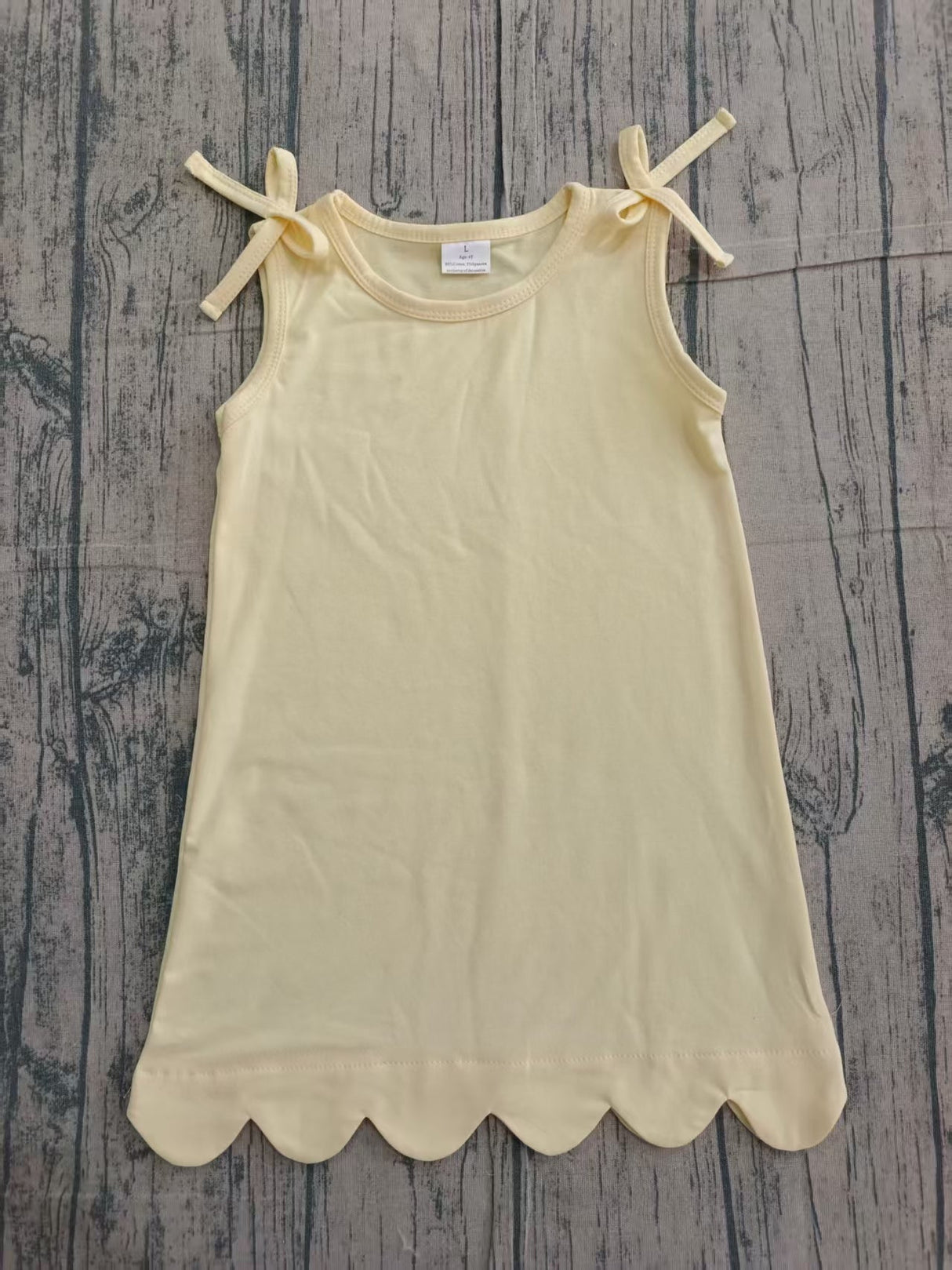Sleeveless yellow cotton scallop girls summer dress