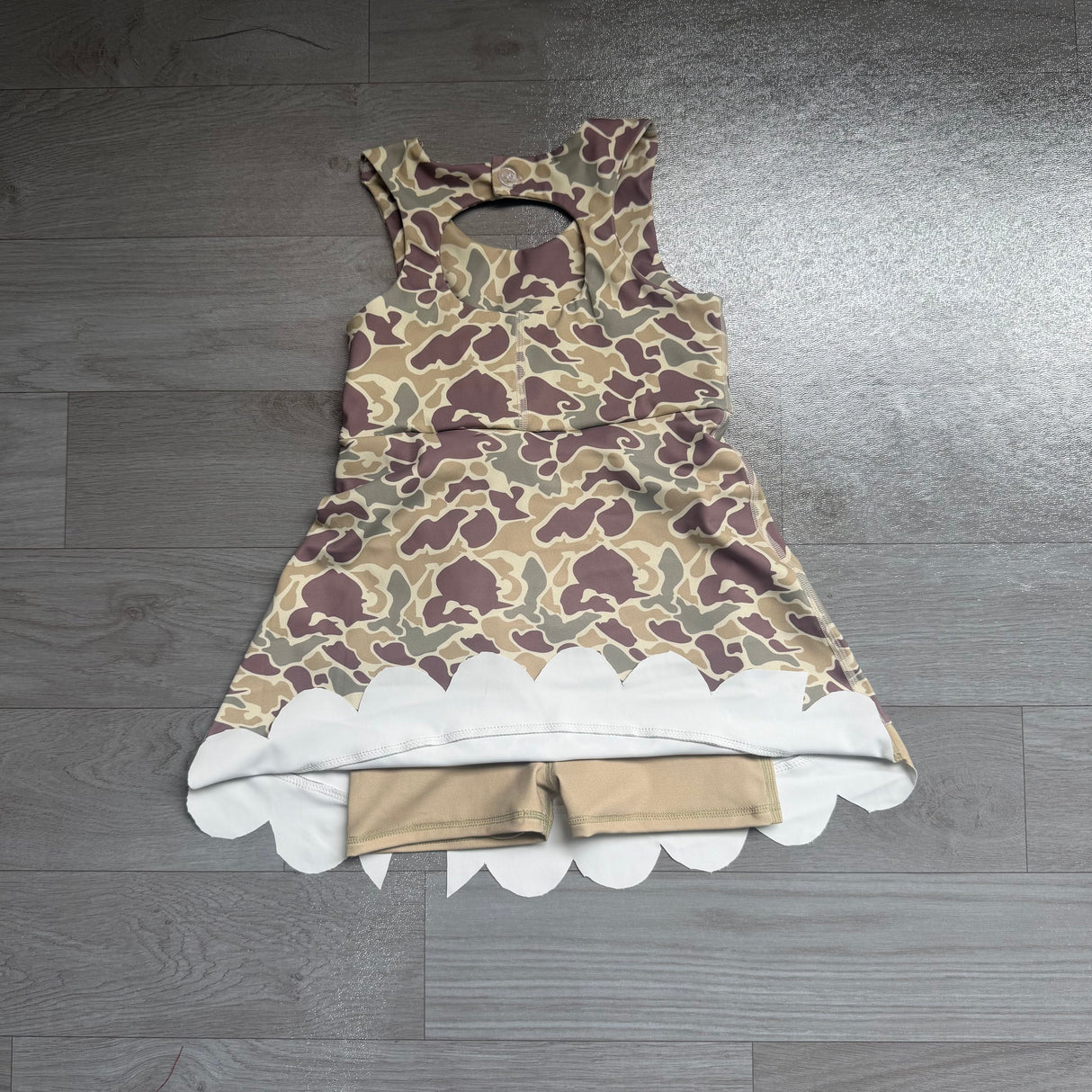 Sleeveless camo scallop kids girls athletic dresses