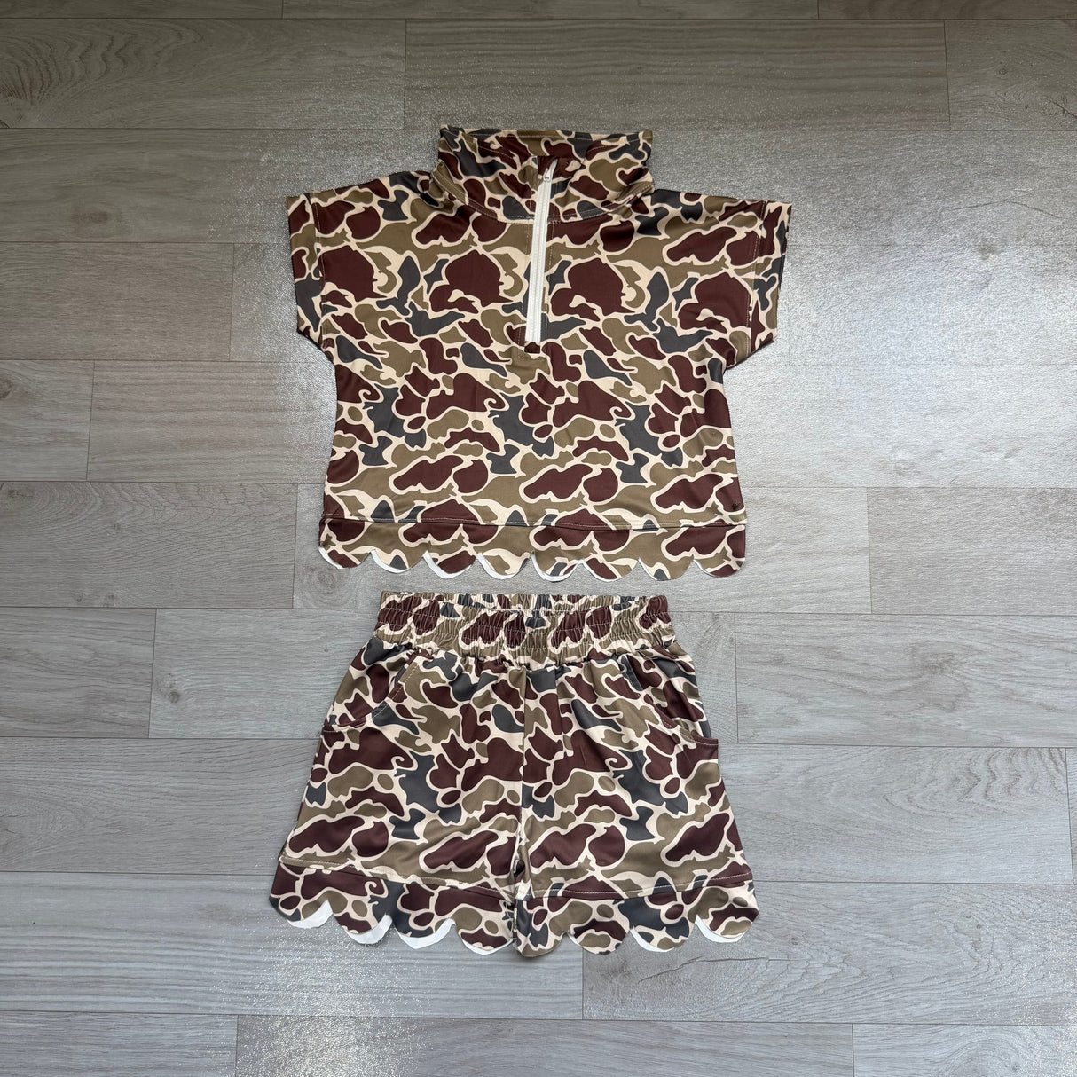 Dark brown camo scallop pullover shorts girls outfits