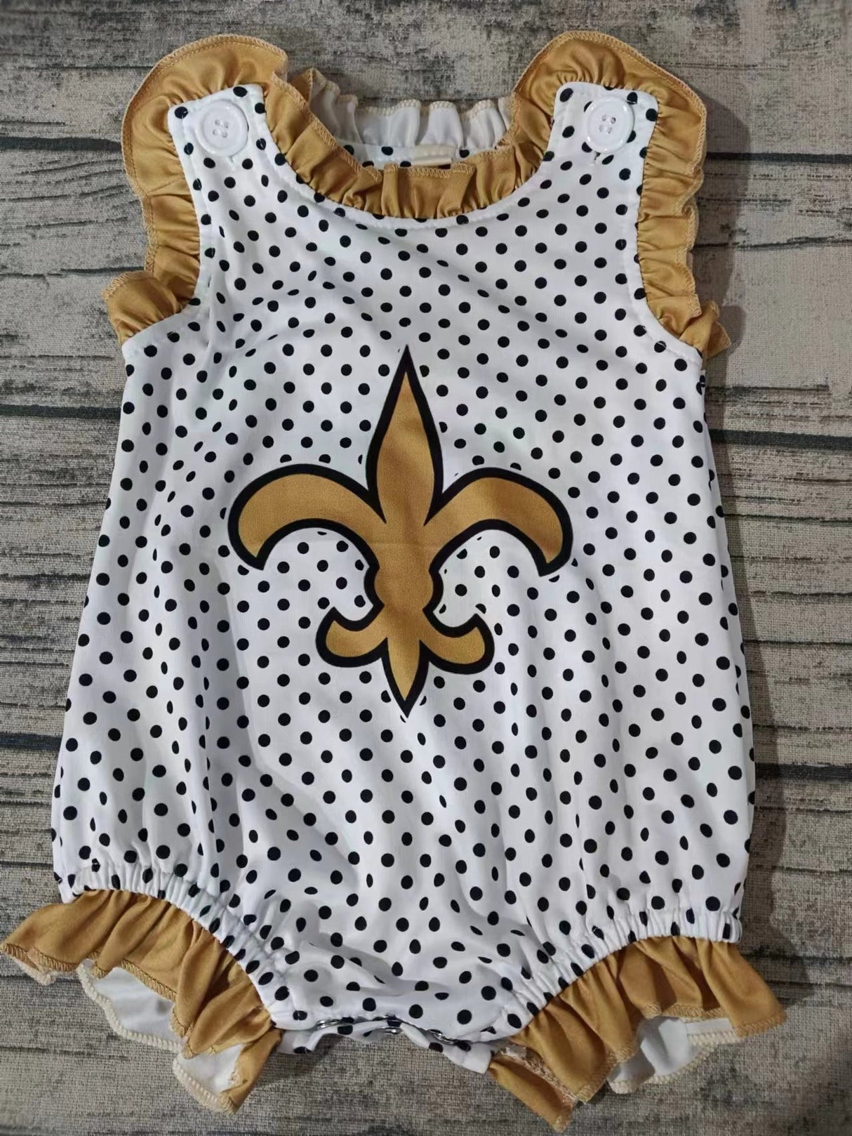 MOQ 3 pcs ruffle sleeveless khaki polka dots baby team romper