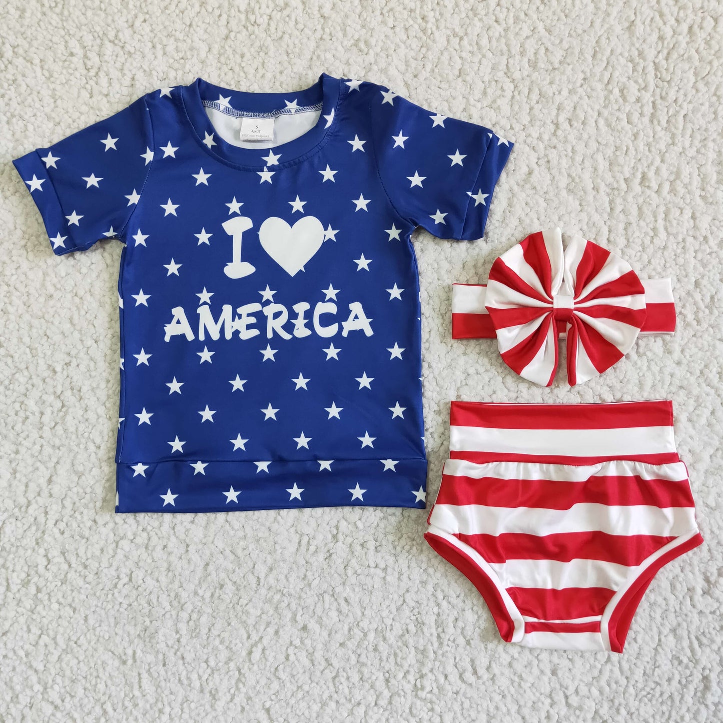 I love America star and stripe baby 4th of july bummies set