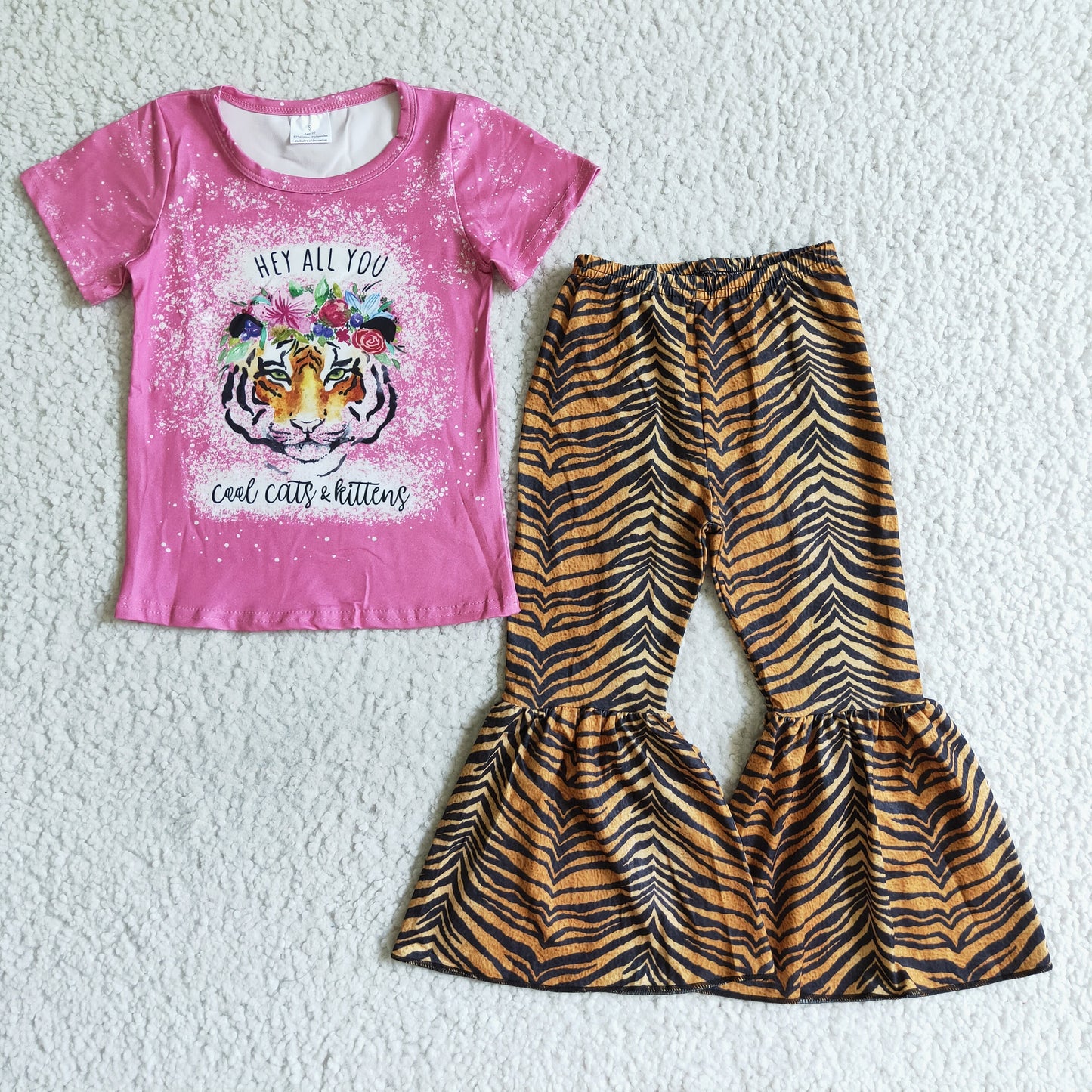 Girl Tigers Outfits